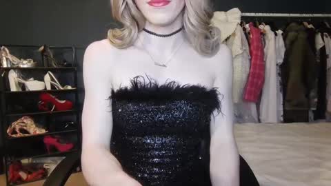 Amalie online show from January 2025 07:51:02 PM