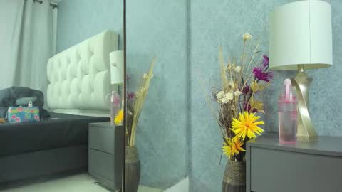 amanda29_ online show from October 2025 08:40:02 PM