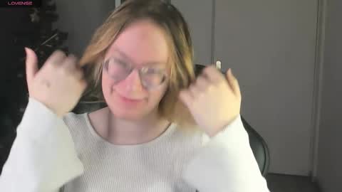 Hi im Amanda online show from December 2025 09:15:02 AM