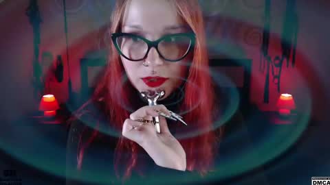Snapshot of amanita__pantherina chatting on December 2024 03:33:02 PM Goddess Amanita online show from December 2024 03:33:02 PM