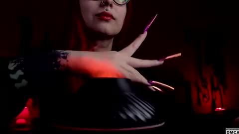 Snapshot of amanita__pantherina chatting on September 2025 11:21:01 AM Goddess Amanita online show from September 2025 11:21:01 AM