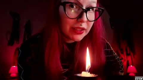 Snapshot of amanita__pantherina chatting on September 2025 12:18:01 PM Goddess Amanita online show from September 2025 12:18:01 PM