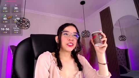 Snapshot of amara_davis1 chatting on June 2026 05:09:02 AM amara_davis1 online show from June 2026 05:09:02 AM