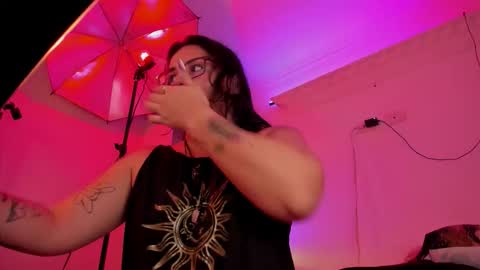 Snapshot of amarantha666 chatting on February 2026 10:41:02 PM Susan online show from February 2026 10:41:02 PM