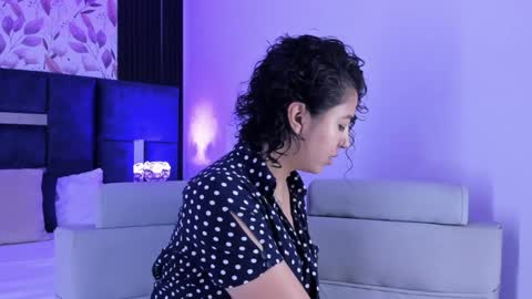 Snapshot of amarettho chatting on January 2025 10:30:01 AM Emily online show from January 2025 10:30:01 AM