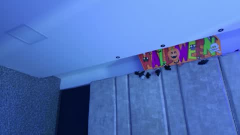 Emily online show from November 2025 11:11:02 AM