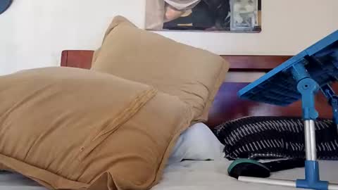 Snapshot of amaro57 chatting on September 2025 12:40:02 PM Amaro online show from September 2025 12:40:02 PM