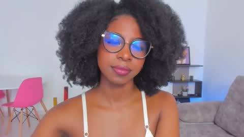 Tammy online show from November 2025 07:34:02 PM