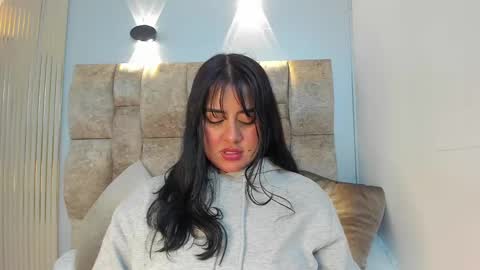 AMATISTA online show from October 2025 01:09:01 AM