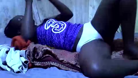 amazon_girl03 online show from January 2026 02:30:01 PM