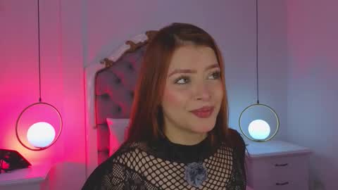 Sara online show from November 2025 11:27:01 AM