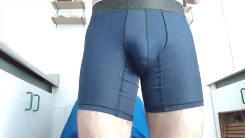 Snapshot of ambar_mds chatting on September 2025 01:46:01 PM Sebas online show from September 2025 01:46:01 PM