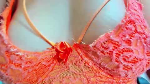 Snapshot of ambar_sex10 chatting on December 2024 01:05:02 PM Ambar online show from December 2024 01:05:02 PM