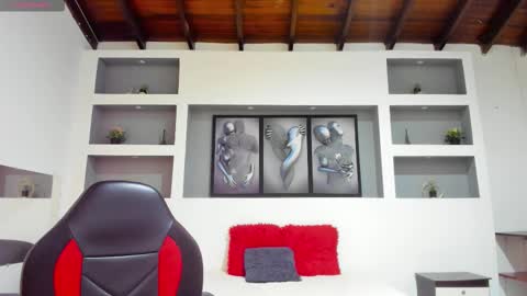 Ambar  online show from November 2025 01:11:01 PM