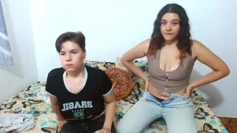 Snapshot of ambarandvalery chatting on February 2026 08:05:01 PM AmbarAndValery online show from February 2026 08:05:01 PM