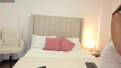 Snapshot of ambarhill chatting on March 2025 10:38:01 PM Ambar online show from March 2025 10:38:01 PM