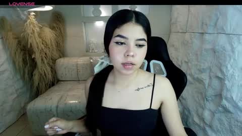 Snapshot of ambarina_r chatting on October 2025 03:12:02 AM Ambarina online show from October 2025 03:12:02 AM