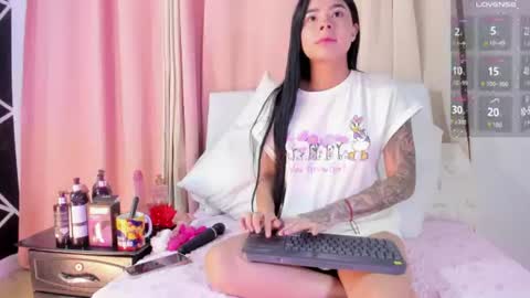 Snapshot of ambarr_stone chatting on June 2026 09:07:01 AM Ambar online show from June 2026 09:07:01 AM