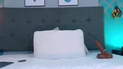 Snapshot of ambarroberts chatting on May 2026 12:45:02 PM Ambar online show from May 2026 12:45:02 PM