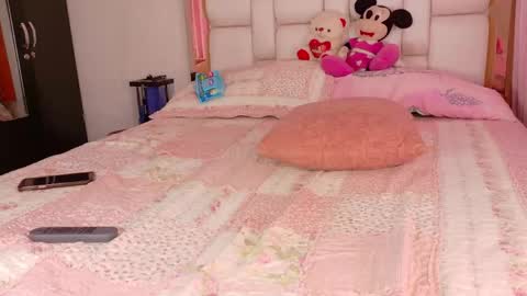 Snapshot of ambarrossi_ chatting on May 2026 06:09:01 PM online show from May 2026 06:09:01 PM