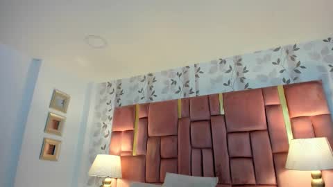 AmbarSantany  online show from November 2025 11:04:01 PM