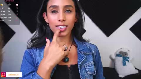 Amber online show from October 2025 01:23:01 AM