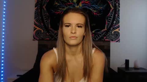 Amber online show from January 2025 02:56:02 PM