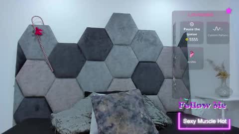 Amber  online show from January 2025 12:52:01 PM