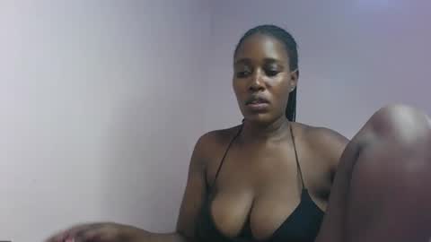 amber_cutie2 online show from February 2026 08:29:01 PM