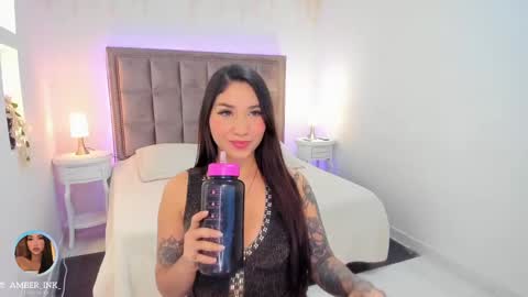 amber_ink online show from September 2025 08:32:01 PM