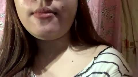 Snapshot of amber_kaye chatting on February 2026 06:49:02 PM lars online show from February 2026 06:49:02 PM