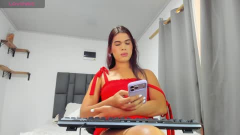 Snapshot of amber_parisi1 chatting on March 2026 02:33:02 PM amber online show from March 2026 02:33:02 PM