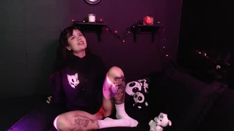 Snapshot of amber_rouss chatting on October 2025 12:31:01 AM ROUSS online show from October 2025 12:31:01 AM