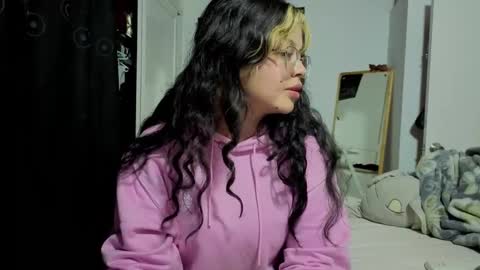 Amber  online show from February 2026 03:26:02 AM