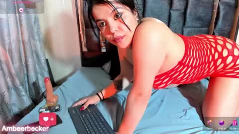 Snapshot of amberbeckeer chatting on December 2024 09:00:02 PM Amber  online show from December 2024 09:00:02 PM