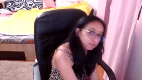 amberfox735 online show from November 2025 07:52:02 AM