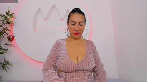 Snapshot of amberjoymilf chatting on January 2026 12:09:02 PM Amber online show from January 2026 12:09:02 PM