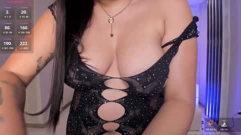 Snapshot of amberlewis_ chatting on December 2024 09:33:02 AM Amber online show from December 2024 09:33:02 AM