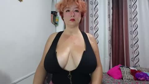 Snapshot of amberlissi chatting on February 2025 03:10:02 PM LISSY online show from February 2025 03:10:02 PM