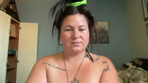 Snapshot of ambermoss7 chatting on July 2026 05:04:02 PM ambermoss7 online show from July 2026 05:04:02 PM