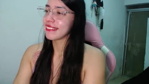 Amber online show from December 2025 10:07:02 PM