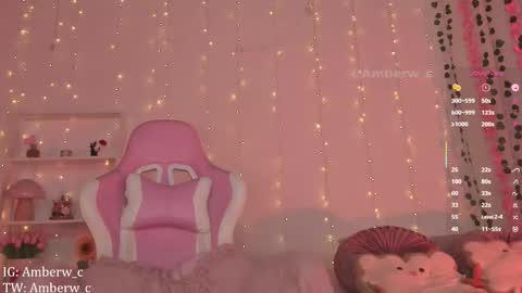 IG - TW Amberw c online show from November 2025 09:52:01 PM