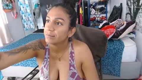 Snapshot of amelia_2023 chatting on March 2025 03:48:02 PM amelia  online show from March 2025 03:48:02 PM