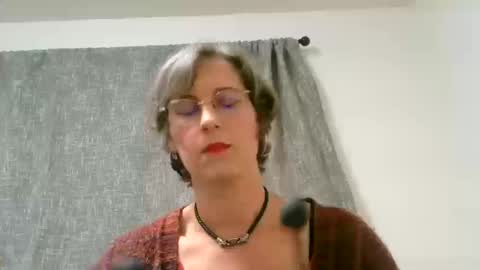 Ameliaishka online show from October 2025 02:11:02 AM