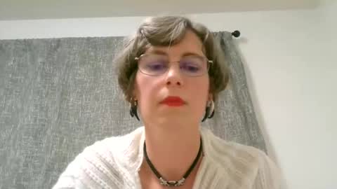 Ameliaishka online show from October 2025 04:35:02 AM