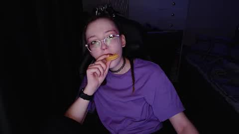 Snapshot of ameliakamishiro chatting on November 2025 03:18:02 AM Amelia online show from November 2025 03:18:02 AM