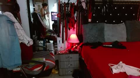 amelie__martinez online show from February 2026 10:26:02 AM