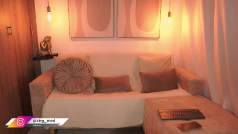 Snapshot of amelie_gonzalez chatting on November 2025 09:14:02 PM online show from November 2025 09:14:02 PM