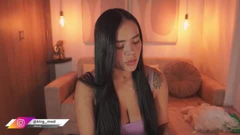 Snapshot of amelie_gonzalez chatting on February 2026 09:53:01 PM online show from February 2026 09:53:01 PM