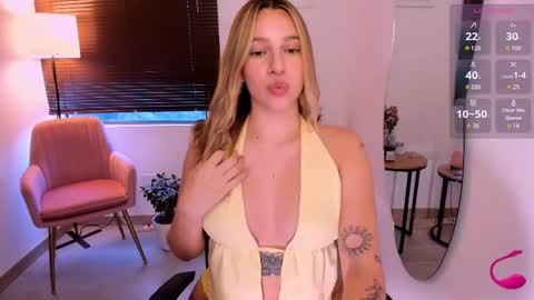 Snapshot of ameliegraham chatting on November 2025 08:52:01 PM Amelie Graham online show from November 2025 08:52:01 PM